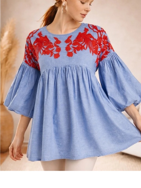 Anthropologie Tops - Anthropologie Hemant & Nandita Lianna Embroidered Chambray top